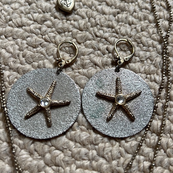 Betsey Johnson Vintage Seashell Earrings and Necklace set - Picture 3 of 5